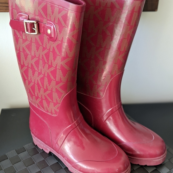 Michael Kors Rain Boots - Picture 3 of 4